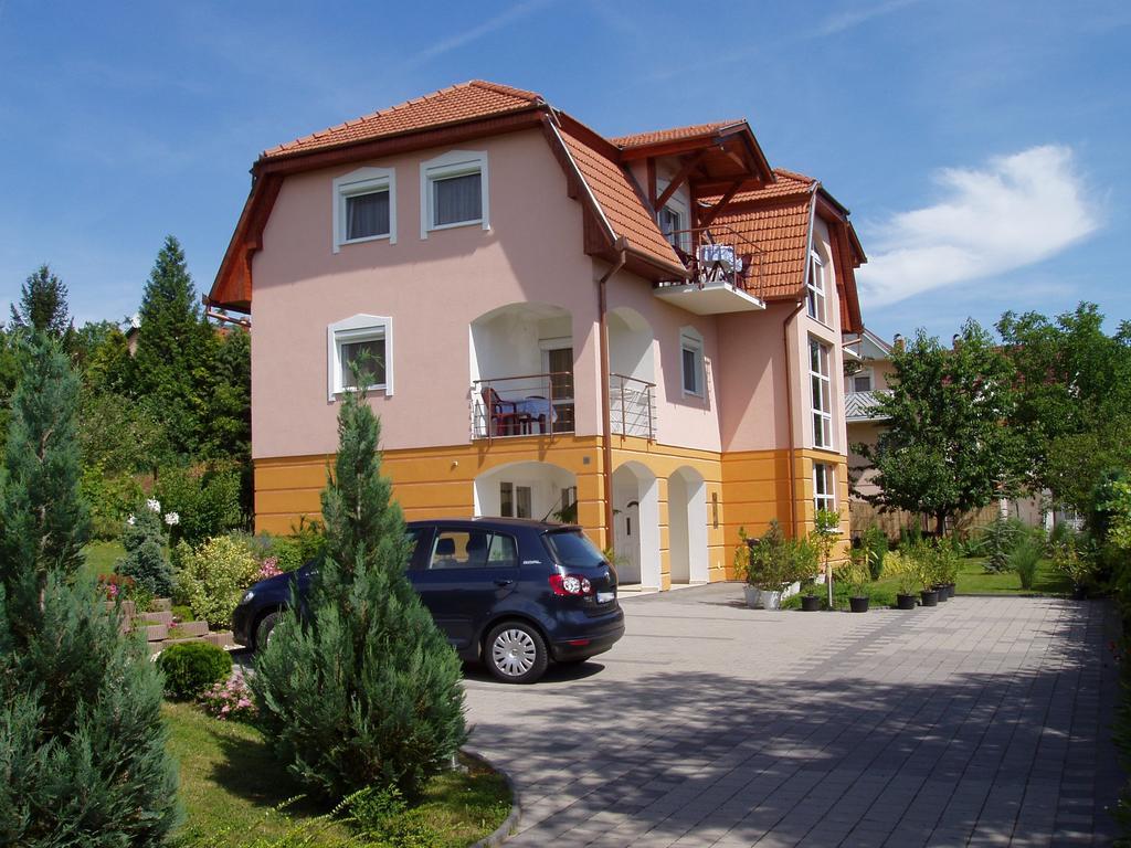 Katalin Apartmanhaz Залакарош Екстер'єр фото