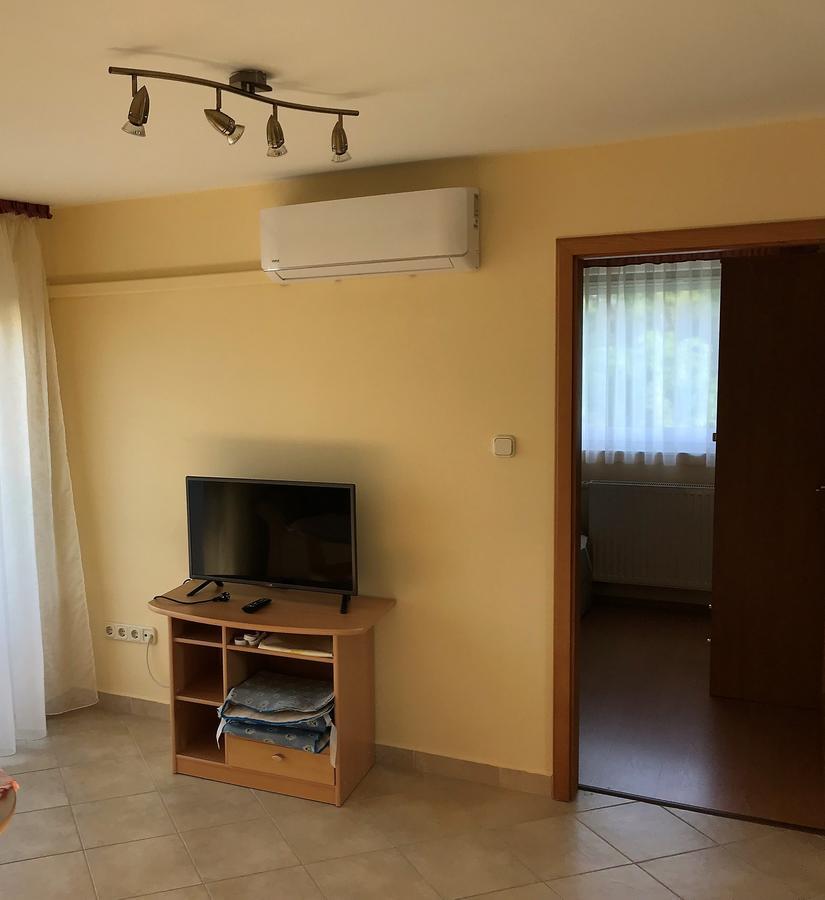 Katalin Apartmanhaz Залакарош Екстер'єр фото
