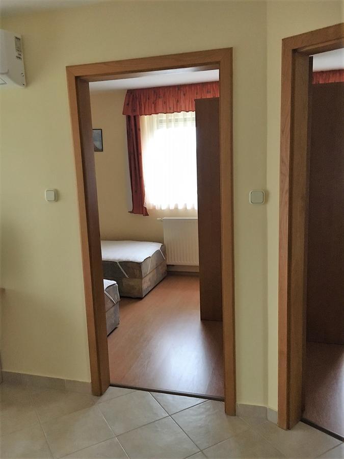 Katalin Apartmanhaz Залакарош Екстер'єр фото